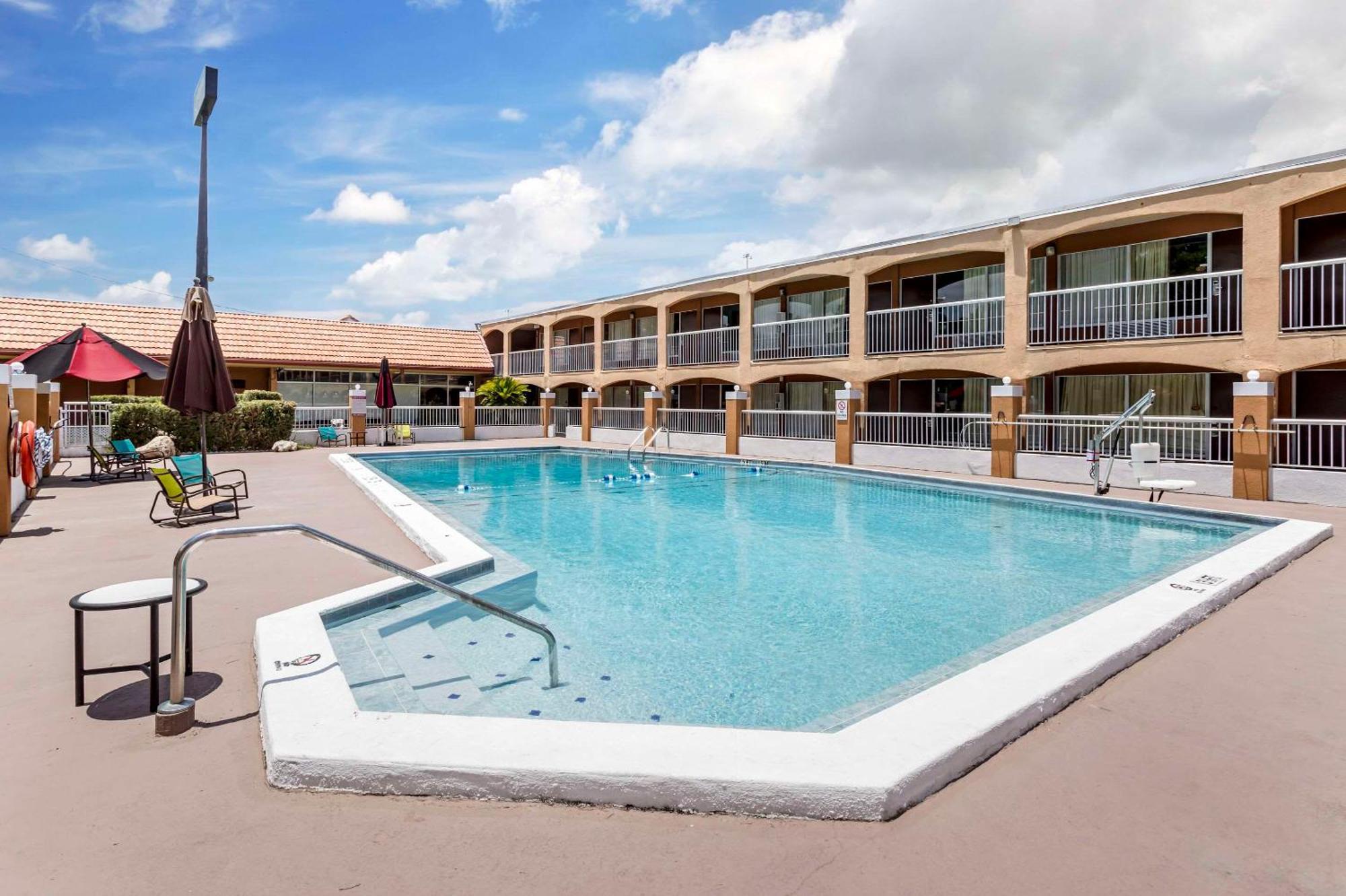 Quality Inn Alachua - Gainesville Area Εξωτερικό φωτογραφία